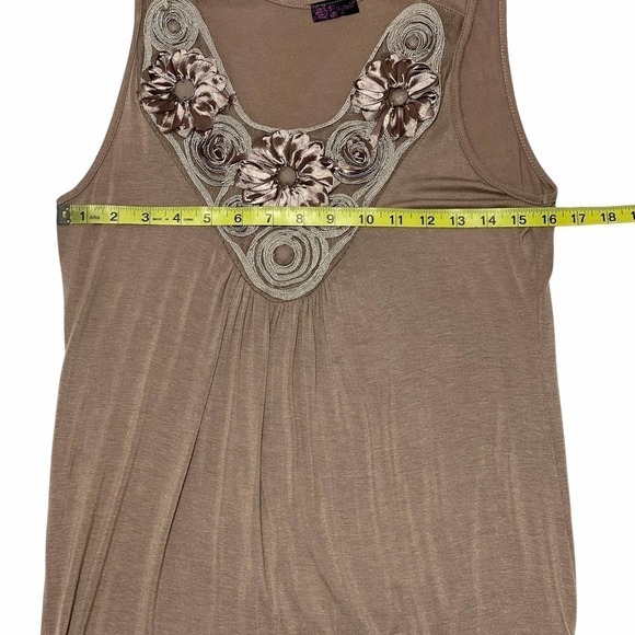 AGENDA Tan Embellished Beaded Sleeveless Blouse - Picture 7 of 10